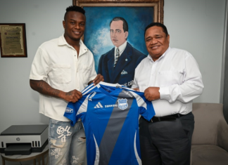 El Bombillo sigue activo en el mercado de pases y suma a José Angulo para reforzar el ataque. Aunque su llegada despierta ilusión por su pasado goleador, su presente es de inactividad y lesiones.