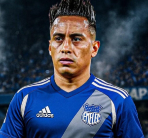 Emelec ya enfrenta un segundo reclamo legal por sus flamantes refuerzos. Desde Cusco, Perú, el club Cienciano ha anunciado que demandará al Bombillo por haber anunciado al mediocampista Christian Cueva; según argumenta la dirigencia peruana, aún mantiene contrato vigente con ellos.