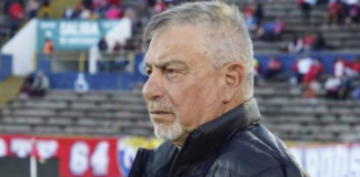 Mushuc Runa Sporting Club atraviesa uno de sus momentos más complicados en la temporada 2025 de LigaPro. El equipo del “Ponchito” sufrió una nueva derrota, esta vez por 3-1 frente a Delfín, en un encuentro correspondiente a la fecha 16 del campeonato ecuatoriano LigaPro 2025.