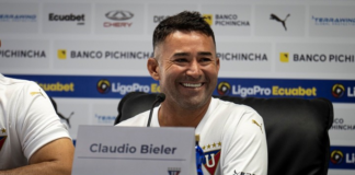 Han pasado 17 años desde aquella gesta inolvidable que instaló a Liga Deportiva Universitaria de Quito en el olimpo del fútbol sudamericano. La noche del 2 de julio de 2008, el estadio Maracaná presenció la coronación de un equipo ecuatoriano como campeón de la Copa Libertadores por primera vez en la historia.