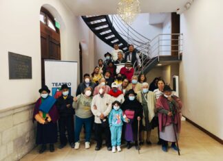 30 adultos mayores de la parroquia Punín vivieron una jornada inolvidable durante una visita recreativa y cultural por varios espacios emblemáticos de Riobamba, organizada por la Dirección de Desarrollo Social y Humano del Municipio.