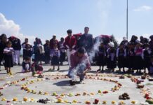La Municipalidad de Ambato, en coordinación con instituciones académicas, pueblos indígenas y colectivos culturales, presenta la Agenda de Actividades del Inti Raymi 2025, una programación que busca rescatar, visibilizar y fortalecer las prácticas culturales ancestrales de los pueblos andinos del cantón.