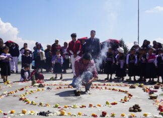 La Municipalidad de Ambato, en coordinación con instituciones académicas, pueblos indígenas y colectivos culturales, presenta la Agenda de Actividades del Inti Raymi 2025, una programación que busca rescatar, visibilizar y fortalecer las prácticas culturales ancestrales de los pueblos andinos del cantón.