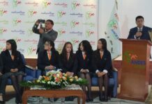 El martes 03 de junio de 2025 a partir delas 11H00, la Unidad Educativa ANDES COLLEGE de la ciudad de Riobamba en el campus de la institución de educación, organizó una “Rueda de Prensa”, con la finalidad de dar a conocer a la ciudadanía la obtención del Primer Lugar en la fase latinoamericana de la Sexta Edición del Torneo Internacional del Debate, organizado por la Universidad del Atlántico de España.