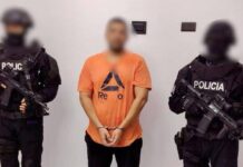 En un nuevo golpe contra el círculo íntimo del prófugo José Adolfo Macías, alias Fito, líder de la banda criminal Los Choneros, la Policía Nacional y la Fiscalía ejecutaron un amplio operativo este lunes 2 de junio, que terminó con la captura de seis de sus familiares.