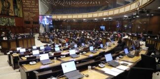 El martes 3 de junio de 2025, durante la Sesión 007 del Pleno, entró en funcionamiento un nuevo sistema informático de control de asistencia en la Asamblea Nacional. La iniciativa, impulsada por el presidente del Legislativo, Niels Olsen, establece que los asambleístas deberán registrar su presencia de manera electrónica desde sus curules, utilizando los equipos informáticos asignados.