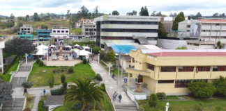 En reconocimiento a su trayectoria en el campo de la investigación, la innovación y la preservación de los saberes ancestrales, la Universidad Estatal de Bolívar (UEB) fue oficialmente incorporada como Miembro Pleno de la Red Ecuatoriana Universitaria de Vinculación con la Sociedad (REUVIC), mediante resolución adoptada el pasado 25 de junio de 2025.