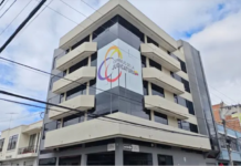 Con el propósito de optimizar la infraestructura judicial en la ciudad de Riobamba y ofrecer una atención más digna a la ciudadanía, el Consejo de la Judicatura de Chimborazo reubicó sus oficinas administrativas al edificio Esmeraldas, antigua sede de la Corporación Financiera Nacional (CFN), ubicado en la esquina de las calles Veloz y García Moreno.