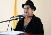Un simple error en una transacción bancaria, que en otras circunstancias podría haberse resuelto de manera privada y discreta, se ha convertido en un foco de atención en la provincia de Cotopaxi y más allá, debido a la denuncia pública realizada por la prefecta Lourdes Tibán.