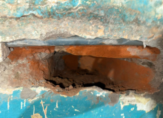 Militares descubrieron túneles en construcción dentro de la cárcel de Guaranda y frustraron un intento de fuga masiva de reclusos. El hallazgo se produjo el 2 de julio durante un operativo de control ejecutado por el Ejército Ecuatoriano, en coordinación con el SNAI y unidades de inteligencia del Ejército y la Policía Nacional.