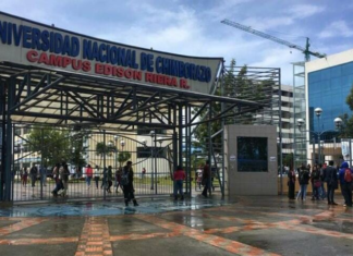 Cinco aspirantes intentaron burlar el sistema de admisión de la Universidad Nacional de Chimborazo (UNACH) usando documentos falsificados. La universidad activó su protocolo institucional y la Policía los detuvo en flagrancia.