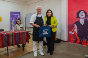El 9 de julio de 2025, en un ambiente de entusiasmo y creatividad, se llevó a cabo la inauguración del Curso de Panadería y Pastelería, un evento que busca fortalecer las capacidades productivas de la comunidad, promover el talento local y generar nuevas oportunidades de desarrollo en el cantón.