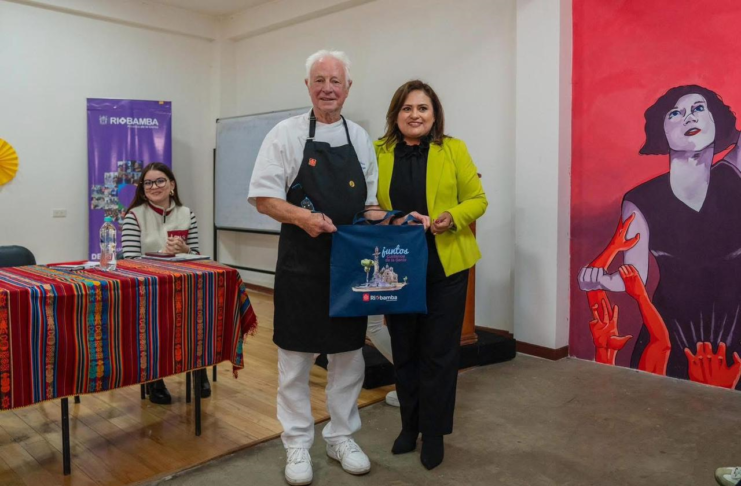 El 9 de julio de 2025, en un ambiente de entusiasmo y creatividad, se llevó a cabo la inauguración del Curso de Panadería y Pastelería, un evento que busca fortalecer las capacidades productivas de la comunidad, promover el talento local y generar nuevas oportunidades de desarrollo en el cantón.