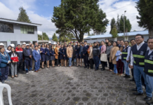 Once instituciones educativas fiscales de Chimborazo, muchas de ellas ubicadas en zonas rurales de difícil acceso, recibieron un importante respaldo tecnológico por parte de la Escuela Superior Politécnica de Chimborazo (ESPOCH).