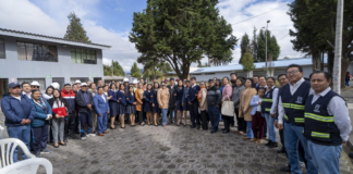 Once instituciones educativas fiscales de Chimborazo, muchas de ellas ubicadas en zonas rurales de difícil acceso, recibieron un importante respaldo tecnológico por parte de la Escuela Superior Politécnica de Chimborazo (ESPOCH).