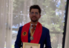 El abogado Gonzalo Carrera Camacho fue condecorado este domingo 29 de junio, con el Doctorado Honoris Causa por parte de la Universidad Gestalt de México, en reconocimiento a su amplia trayectoria profesional, su compromiso con la justicia y su aporte social al desarrollo comunitario.