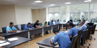 Ahora, las entidades públicas ya no están obligadas a reubicar ni a indemnizar automáticamente a sus empleados, dejando a miles de trabajadores a merced de recortes presupuestarios o reorganizaciones estructurales.