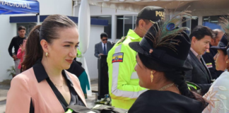 En un acto que simboliza la inclusión y el compromiso con la seguridad ciudadana, el 30 de junio de 2025, la Escuela de Formación Policial Sbos. Rodrigo Amable Alquinga Colcha recibió a 65 mujeres indígenas que iniciaron oficialmente su formación como aspirantes a servidoras policiales técnicas operativas.