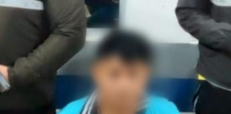 La Policía Nacional del Ecuador, a través del Distrito Chillanes, informó sobre la aprehensión de un ciudadano por presunta tenencia ilegal de sustancias sujetas a fiscalización. El hecho se registró el jueves 3 de julio de 2025, alrededor de las 18h00, durante un operativo móvil de control y prevención del delito ejecutado en el sector Santa Rosa de Agua Clara, cantón Chillanes, provincia de Bolívar.