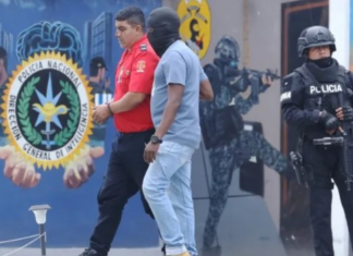 Las autoridades han logrado comprobar que las estructuras delictivas de los Choneros y Chonekillers infiltraron a sus miembros en municipios, especialmente, en agencias de tránsito.
