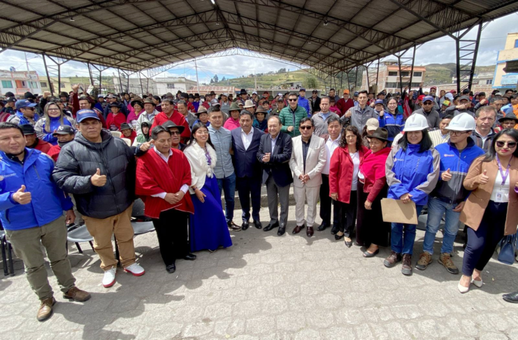 El viernes 4 de julio de 2025, el cantón Colta fue escenario de un acto simbólico que marca un hito en el fortalecimiento de la infraestructura energética de Chimborazo. Con la colocación de la primera piedra, se dio inicio a la construcción de la nueva Agencia de la Empresa Eléctrica Riobamba S.A. (EERSA), una obra que promete mejorar significativamente la calidad del servicio eléctrico en esta zona.