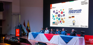 El auditorio institucional Dr. Romeo Rodríguez Cárdenas de la Escuela Superior Politécnica de Chimborazo (ESPOCH) fue escenario del primer Foro AdmiEmprende 2025, un espacio académico que reunió a expertos nacionales, docentes y estudiantes para reflexionar sobre temas clave como economía circular, sostenibilidad, responsabilidad social y emprendimiento.