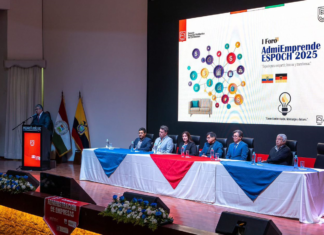 El auditorio institucional Dr. Romeo Rodríguez Cárdenas de la Escuela Superior Politécnica de Chimborazo (ESPOCH) fue escenario del primer Foro AdmiEmprende 2025, un espacio académico que reunió a expertos nacionales, docentes y estudiantes para reflexionar sobre temas clave como economía circular, sostenibilidad, responsabilidad social y emprendimiento.