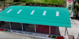 La comunidad de San Juan de Llullundongo, en la parroquia Guanujo del cantón Guaranda, celebró este 15 de julio, la entrega oficial de una obra largamente anhelada: la construcción de una moderna cubierta tipo coliseo, una cancha deportiva totalmente intervenida y el mejoramiento del entorno comunitario.