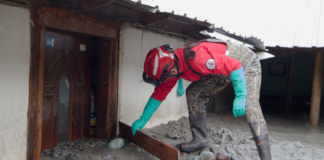 El desbordamiento del río Blanco provocó la mañana del 3 de julio, una inundación en la parroquia Quimiag, cantón Riobamba. El evento dejó como saldo una vivienda gravemente afectada, la pérdida de animales de granja y la destrucción de unidades productivas locales.