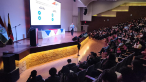 Riobamba fue sede del I Congreso Nacional de Mercado de Capitales, un evento académico y empresarial organizado por la Escuela Superior Politécnica de Chimborazo (ESPOCH), en el marco del proyecto: Fortalecimiento de la cultura financiera y bursátil de las PYMES y COACS de la provincia de Chimborazo.