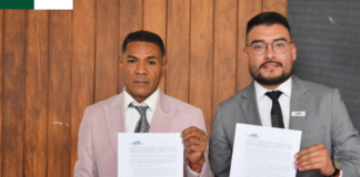 En el marco de la sesión solemne por los 81 años de cantonización, el alcalde de Chunchi, Frantz Joseph, firmó una serie de convenios y cartas de intención que marcarán el inicio de importantes proyectos destinados a fortalecer el desarrollo educativo, económico, de salud e infraestructura del cantón durante el 2025.