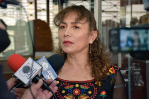 El 10 de julio de 2025, a través de un documento público dirigido a Mireya Sigchos, directora subrogante de la Casa de la Cultura Núcleo de Chimborazo, se solicitó que no se autorice el uso de las instalaciones de la institución para la rendición de cuentas de la asambleísta de la RC5 Patricia Núñez.