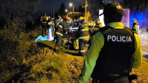 Tungurahua se ve sacudida nuevamente por la violencia, la noche del 10 de julio, en el sector de La Floresta, en Cevallos, dos hombres fueron ejecutados a sangre fría. Este doble asesinato no solo eleva a 30 el número de muertes violentas en la provincia en lo que va del año, sino que deja más interrogantes que certezas sobre el creciente clima de inseguridad.