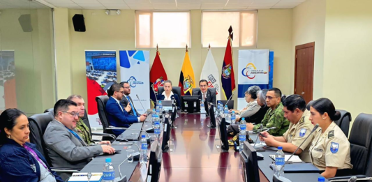 Con el objetivo de fortalecer el sistema judicial y articular acciones para mejorar la seguridad ciudadana, se desarrolló en Riobamba la Primera Mesa Interinstitucional de Necesidades Jurisdiccionales, convocada por el Director Provincial del Consejo de la Judicatura, Alex Sánchez.