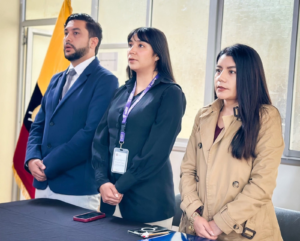 SALUD. El Hospital Geriátrico Bolívar Argüello, referente en atención especializada para adultos mayores en la provincia de Chimborazo, dio la bienvenida a su nuevo director, Carlos Argüello, médico de destacada trayectoria y con una maestría en Salud Pública con mención en Atención Integral en Urgencias y Emergencias, que asumió formalmente las riendas de esta institución.