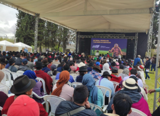 La Dirección Distrital de Chimborazo del Ministerio de Agricultura y Ganadería (MAG), dio a conocer el 9 de julio, sus servicios institucionales, a productores de la provincia, a través de un encuentro que reunió a numerosos agricultores, presidentes de gobiernos parroquiales y actores del sector agropecuario, con el objetivo fortalecer la agricultura familiar campesina y el desarrollo rural en la provincia.