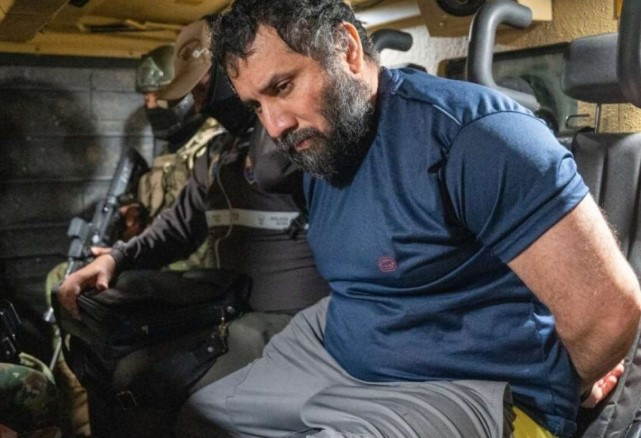 Como parte de las investigaciones del caso Blanqueo Fito, la Policía localizó un segundo búnker en la vivienda donde residía Adolfo Macías, alias ‘Fito’, junto a su familia. El hallazgo fue confirmado por el ministro del Interior, John Reimberg, quien ofreció detalles sobre este hallazgo.