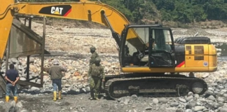 Miembros de las Fuerzas Armadas ejecutaron operaciones en contra de la minería ilegal en algunas provincias, así lo reportó el Ministerio de Defensa y el Ejército ecuatoriano este 17 de julio de 2025.