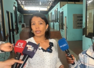 Vendedores del Centro Artesanal Selva Viva, ubicado entre el Terminal Terrestre y el Parque Acuático, alzaron su voz ante lo que califican como un estado de abandono total por parte de las autoridades municipales.