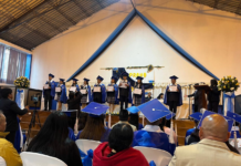 El 9 de julio, en horas de la mañana, la Unidad Educativa Isabel de Godín llevó a cabo la ceremonia de graduación de los estudiantes del Bachillerato Unificado con especialidad en Ciencias. El evento se desarrolló en las instalaciones de la institución y contó con la presencia de autoridades escolares, docentes, padres de familia, estudiantes y demás familiares.