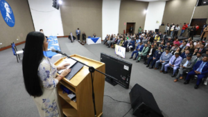 El Consejo Nacional Electoral (CNE) dio a conocer su Informe de Rendición de Cuentas 2024, cumpliendo con lo establecido por la Ley Orgánica del Consejo de Participación Ciudadana y Control Social. El acto oficial se realizó este miércoles 10 de julio, con la participación de autoridades electorales y representantes de la ciudadanía.