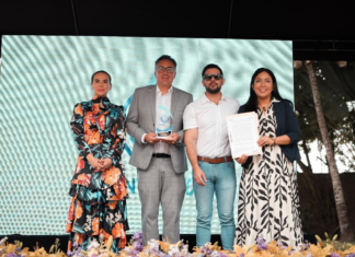Arca Continental, grupo empresarial conformado por AC Bebidas, Tonicorp e Inalecsa, fue reconocido con el distintivo “Punto Azul”, otorgado por el Ministerio del Ambiente, Agua y Transición Ecológica (MAATE) y evaluado por la Agencia de Regulación y Control del Agua (ARCA).