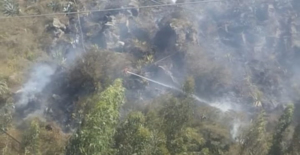 Un incendio forestal de rápida propagación, registrado la mañana del 30 de julio frente a la Unidad Educativa Pérez Guerrero, en el cantón Guano, provincia de Chimborazo, activó los protocolos de emergencia de las autoridades locales.