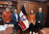 Arturo Rojas Sánchez, rector de la Universidad Estatal de Bolívar (UEB), recibió en su despacho a Carolina dos Santos Batista Bonini y Alfredo Bonini Neto, docentes e investigadores de la Universidad Estatal Paulista (UNESP) de Brasil, quienes visitan la institución como parte de una agenda de cooperación internacional.