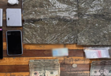 En una acción coordinada y estratégica, la Policía Nacional del Ecuador, a través de la Subzona Chimborazo, asestó un golpe significativo al tráfico ilícito de drogas en la provincia, tras la captura del ciudadano José S., señalado como presunto responsable de la comercialización de sustancias sujetas a fiscalización.