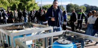 El Gobierno Nacional entregó a los habitantes del sur de Quito dos de las tres plantas potabilizadoras de agua en el parque de Nueva Aurora, este martes 15 de julio de 2025. María Luisa Cruz, ministra de Ambiente, Agua y Transición Ecológica, se mostró satisfecha con estos primeros pasos.