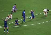 En el Mundial de Clubes se ha desarmado el libreto, dos grandes del viejo continente, cayeron en los partidos clasificatorios a octavos de final,  primero el Inter de Milán, sorprendido por un Fluminense con muestra de que el juego colectivo puede más que el marketing, luego, el golpe más sorprendente, un auténtico partidazo.