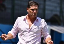 Centro Deportivo Olmedo seguía reordenando su camino en la Segunda Categoría con la esperanza de sostener un proceso serio, pero Luis Alfonso Chango volvió a demostrar que en el fútbol ecuatoriano los reflejos pesan más que la estabilidad.