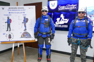 El Grupo de Intervención y Rescate (GIR) de la Policía Nacional presentó este 24 de julio, la novena edición de la campaña “Montaña Segura”, una iniciativa que busca fomentar el montañismo responsable y reducir los riesgos en actividades al aire libre.