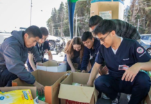 El viernes 25 de julio de 2025 se vivió una jornada de compromiso y solidaridad en la Universidad Nacional de Chimborazo (UNACH), cuando estudiantes de la carrera de Medicina llevaron a cabo una recolección de insumos con destino a la comunidad amazónica de Taisha, ubicada en la provincia de Morona Santiago.